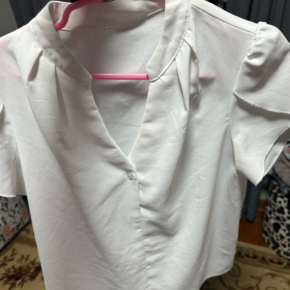 White V-Neck Puff Sleeve Blouse